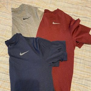 4 boys Nike dri-fit tops
